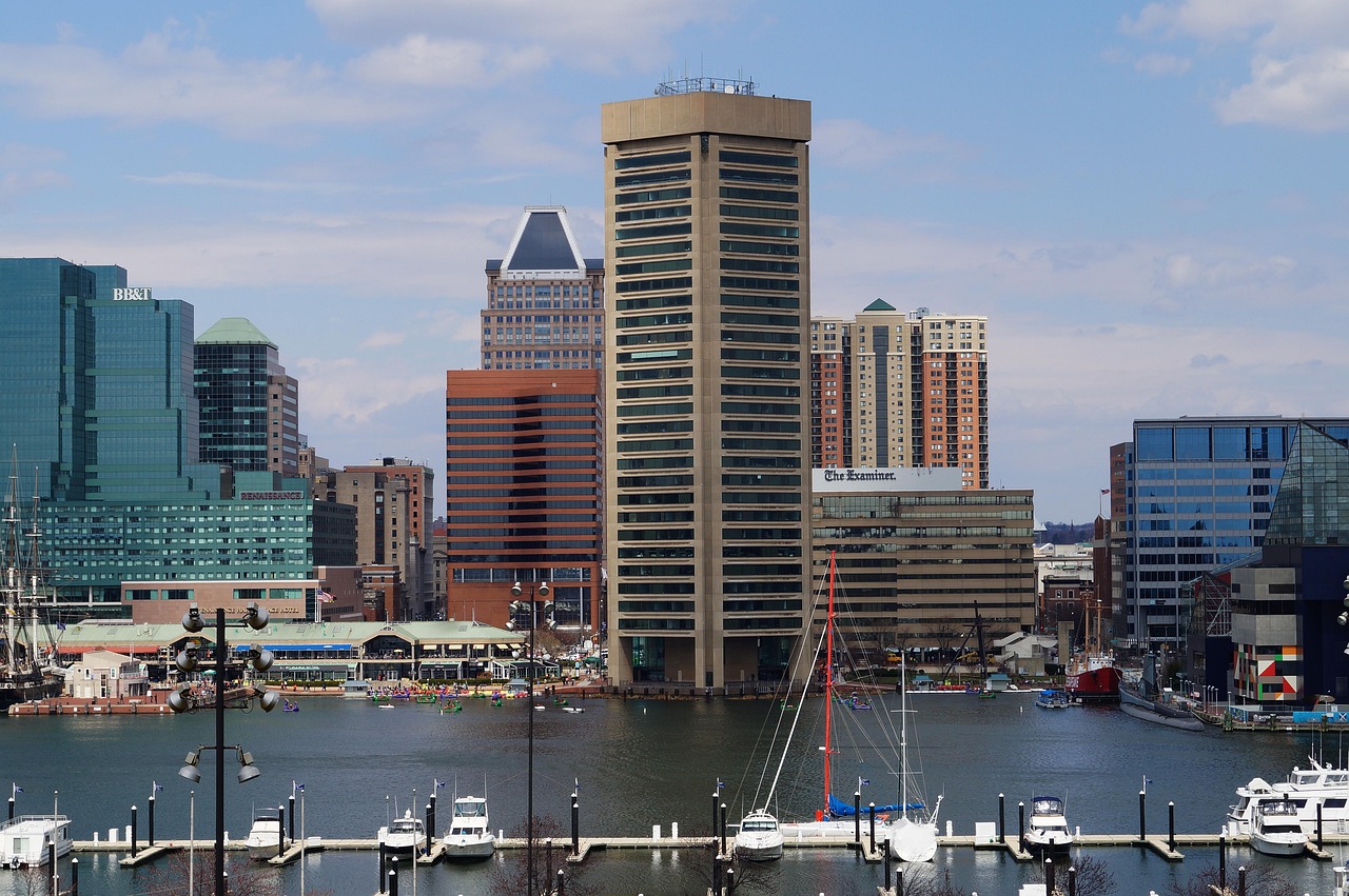 Mount Vernon street and buildings in Baltimore