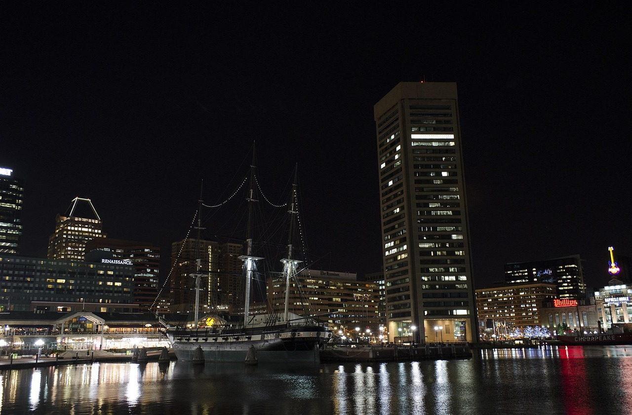 Canton street and buildings in Baltimore